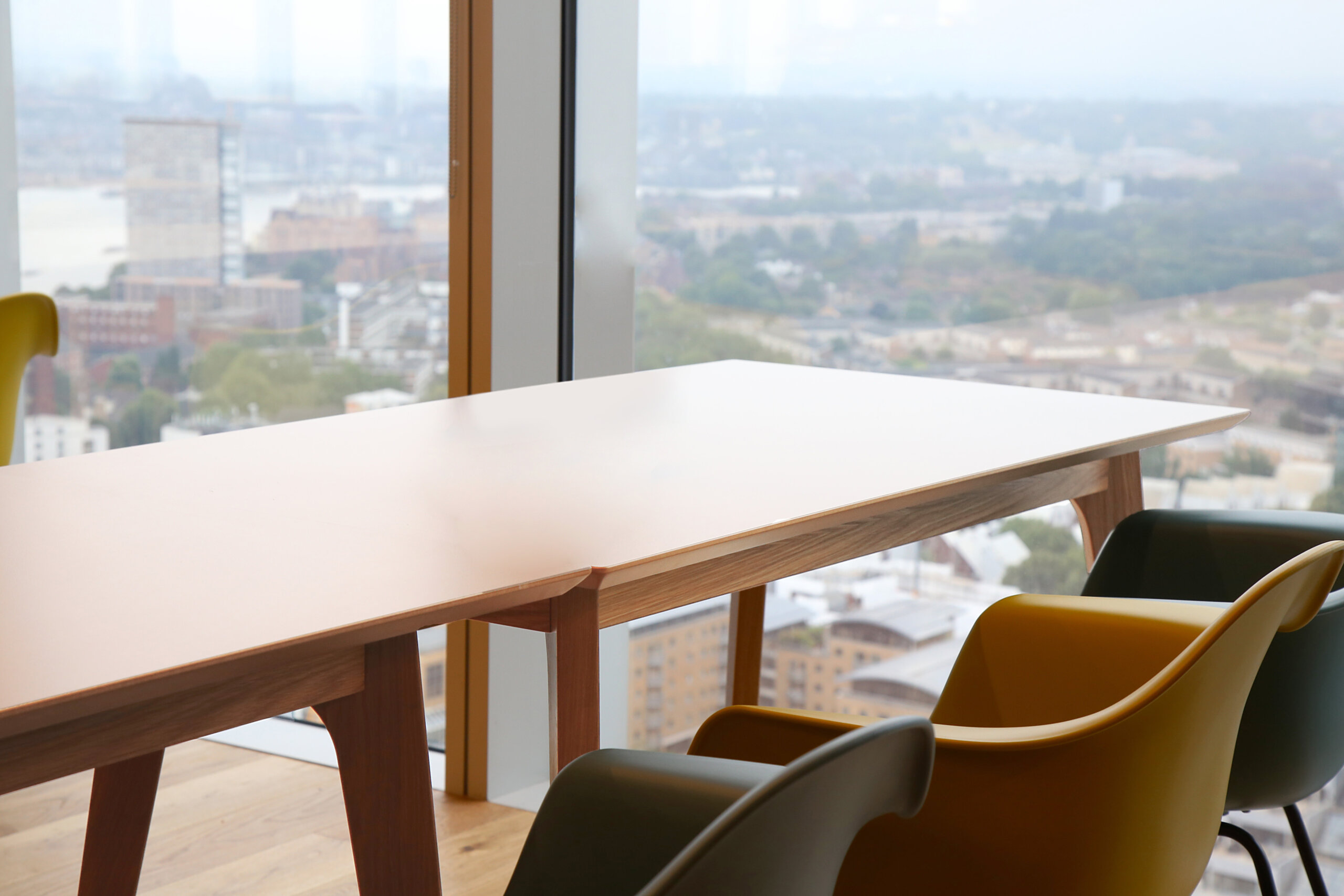 CANARYWHARFE_DAL18X8_OAK_HR_2.jpg